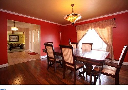 5th image of 63 Westminster Dr