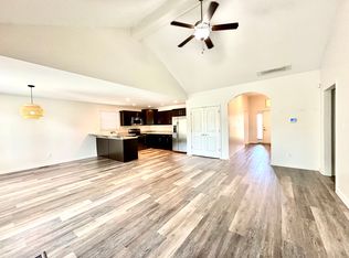 4022 Emerald Spring Pl, Coldstream, KY 40245