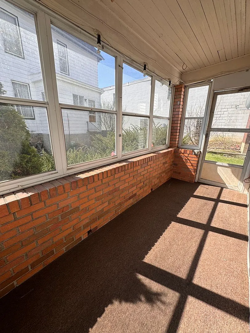 3 Bedroom House for Rent - Minutes from Seton Hill! — Photo 3