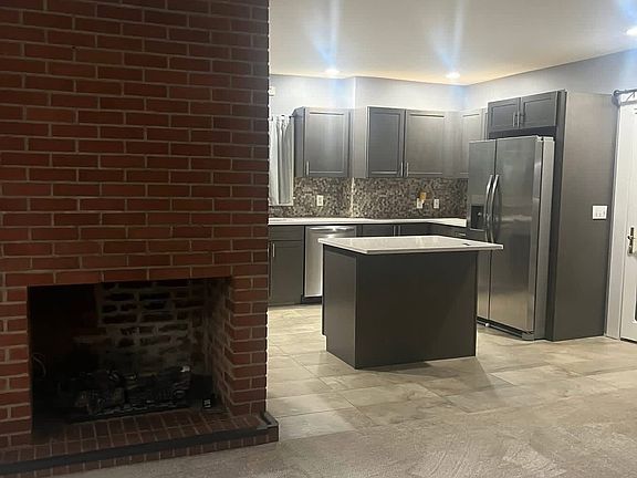 2nd image of 27A Mountain Ave #27A