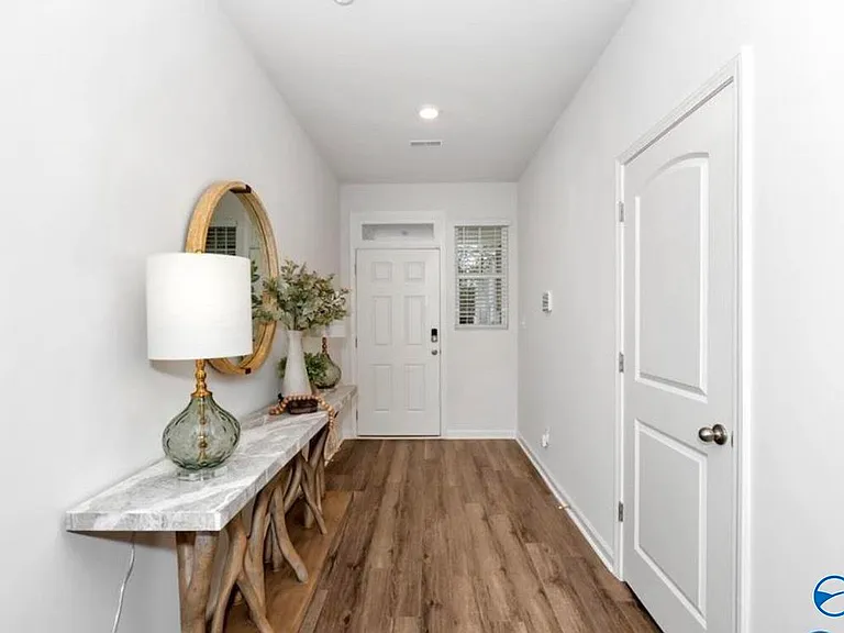 146 Maple Spring Trl — Photo 8