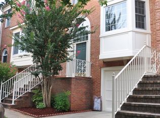 10136 Sterling Ter, Rockville, MD 20850