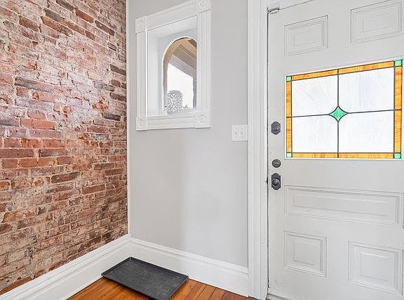 3rd image of 2621 S Compton Ave