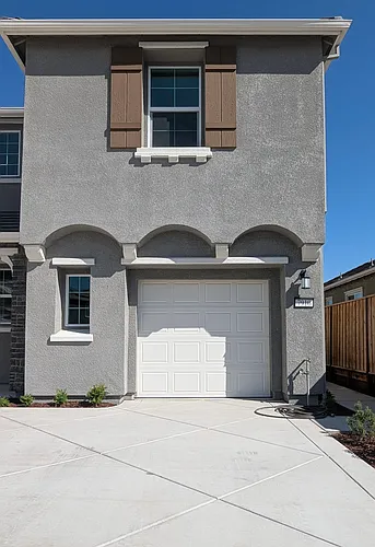 7910 Lamplight Dr #2 Photo 1