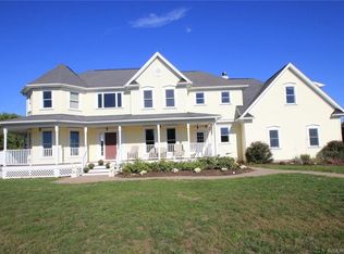 74 Hidden Ridge Trl, Honeoye Falls, NY 14472