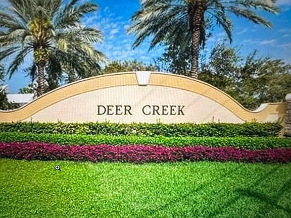4th image of 526 Deer Creek Wildwood Lane #E
