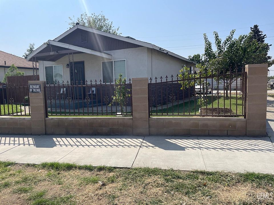 2nd image of 807 E 18th St