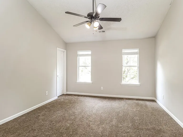 4012 Mozart Ct — Photo 11