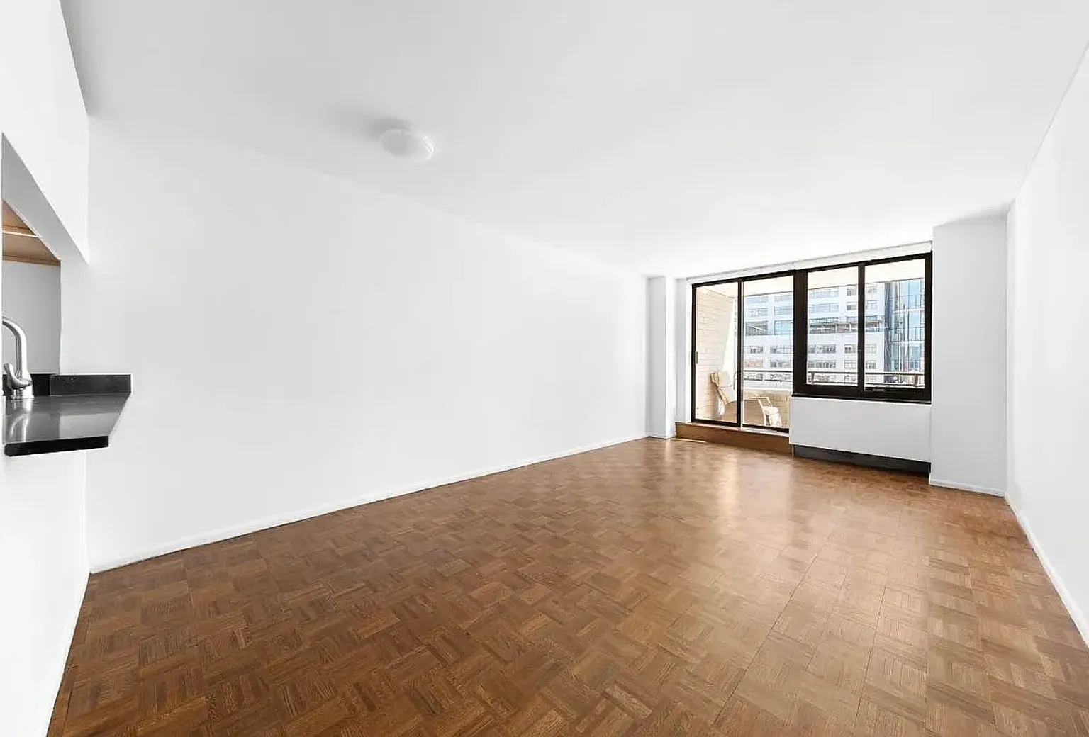 200 Rector Place — Photo 2