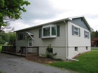 62 Ridge Rd, Lansing, NY 14882
