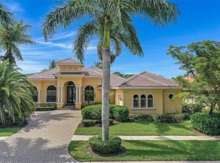 11896 Hedgestone Ct, Naples, FL 34120