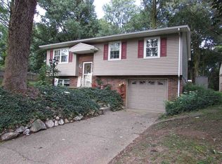2434 Skyline Dr, Evansville, IN 47712