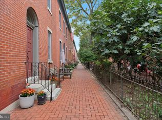 2202 Madison Sq, Philadelphia, PA 19146