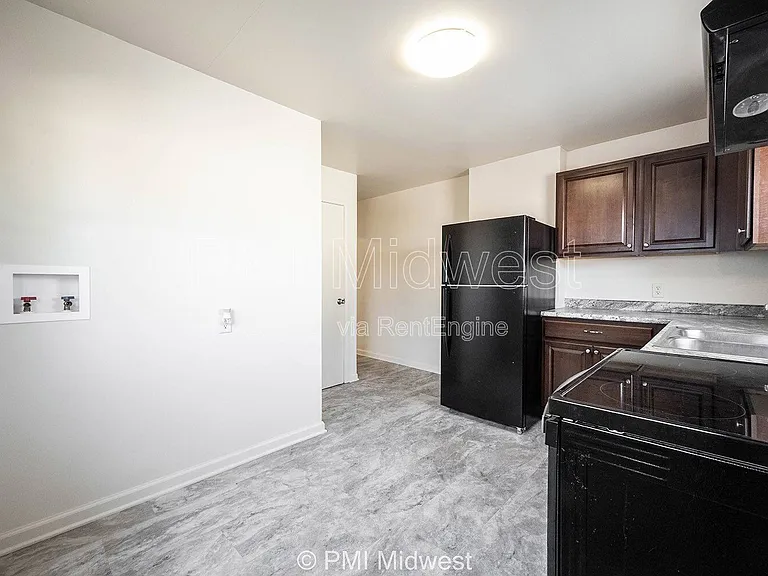 264 N Holmes Ave — Photo 8