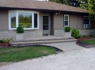 W245N5031 Swan Rd, Pewaukee, WI 53072