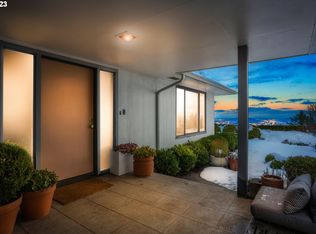 4277 SW Council Crest Dr, Portland, OR 97239