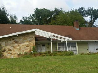 14 Windsor Ln, Willingboro, NJ 08046