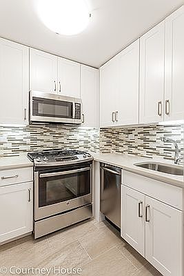 5th image of 55 W 14th St APT 9R