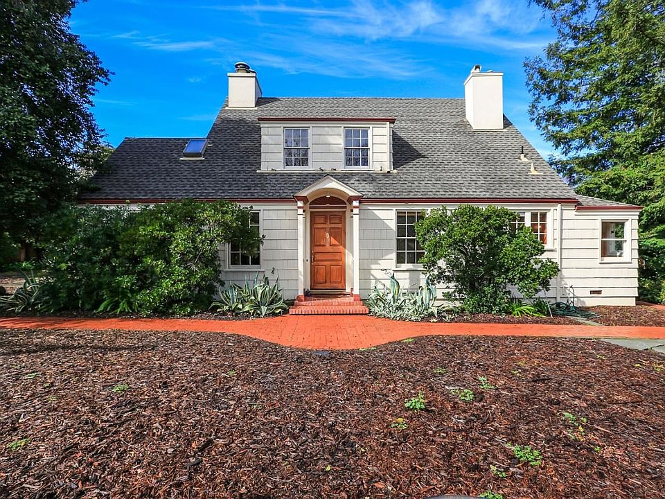 1st image of 660 Salvatierra St
