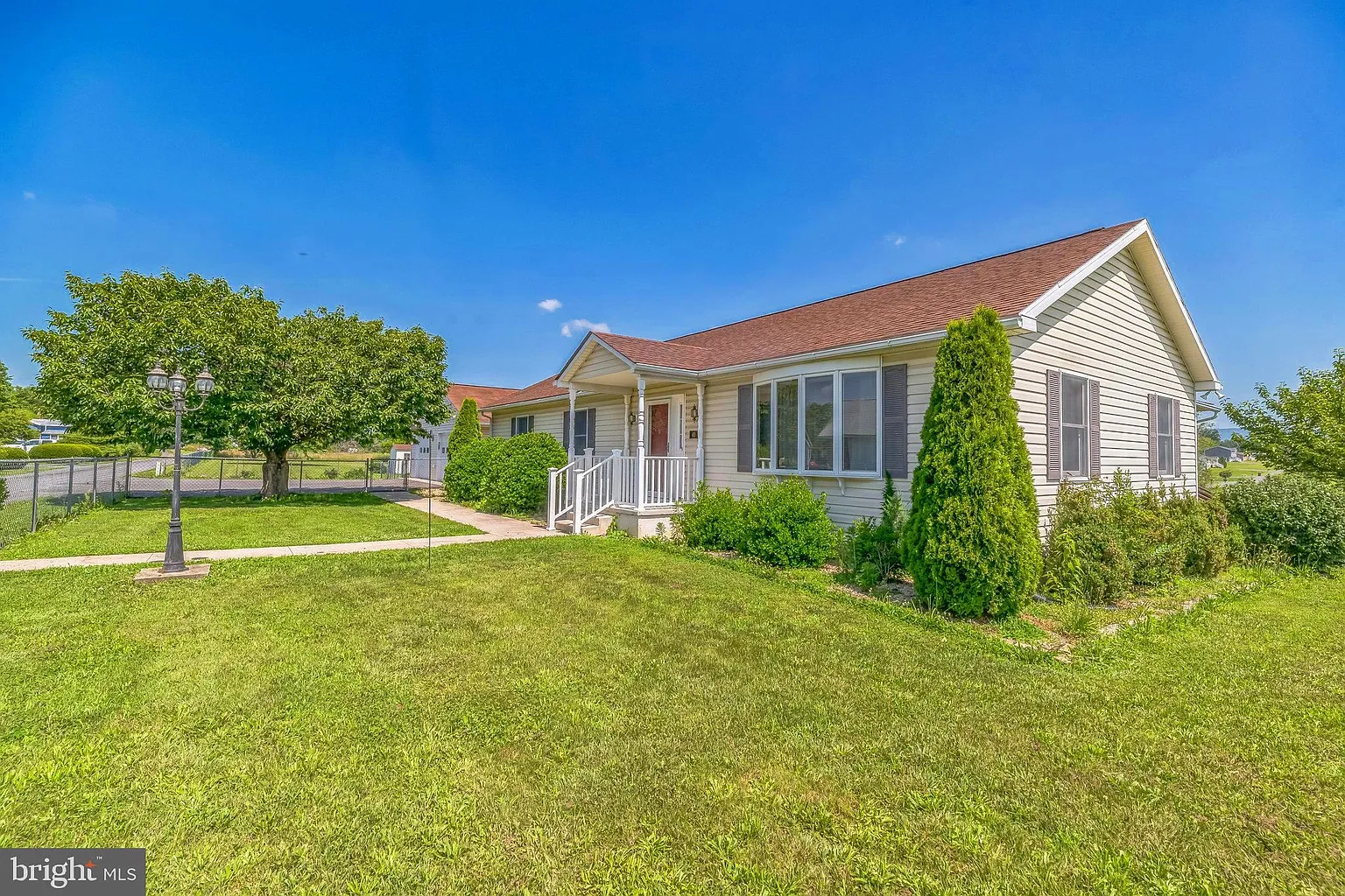 40 Greenhill Ln photo 1
