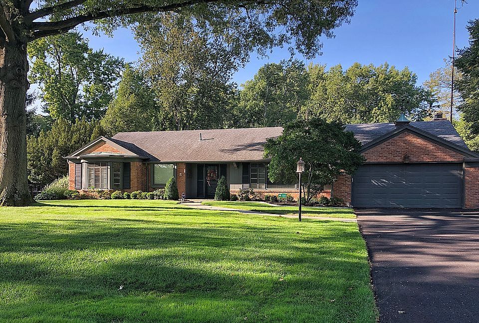 2nd image of 4344 Brittany Rd