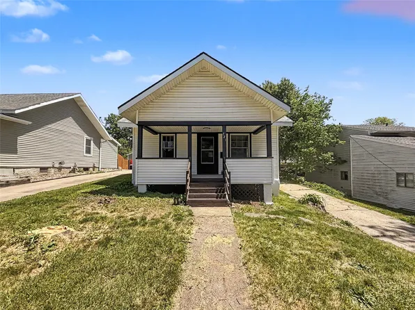 721 27th St, Des Moines, IA 50312