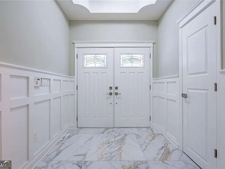 3924 Ashford Dunwoody Rd NE — Photo 4