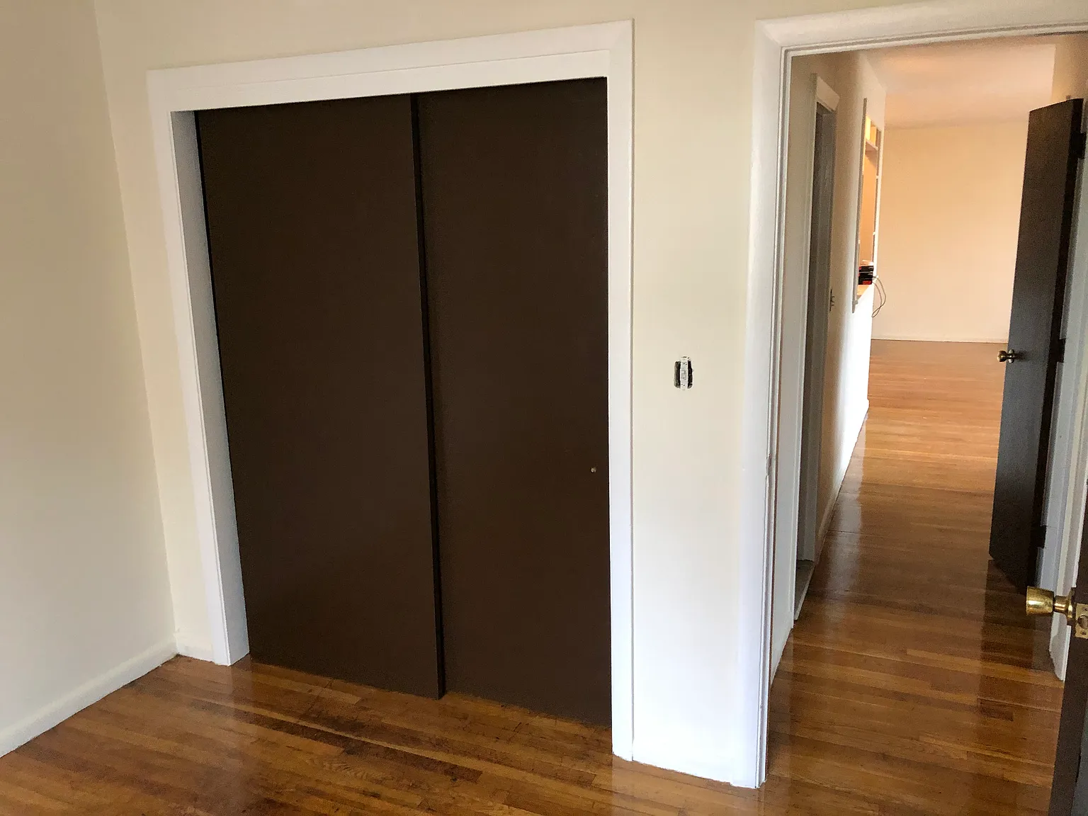 202 Central St — Photo 3