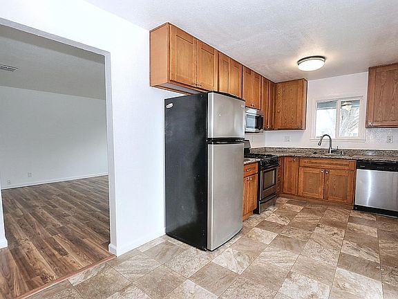 5th image of 1329 Stephanie Ave