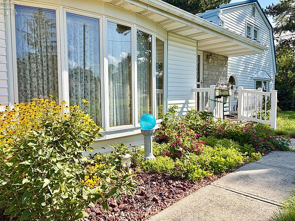 3rd image of 13273 E Township Road 178