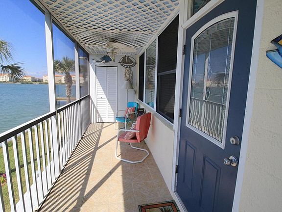 3rd image of 1203 Bayshore Dr Unit 202