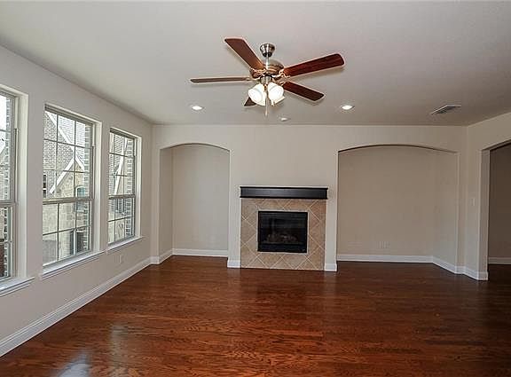 3rd image of 6704 Lost Star Ln
