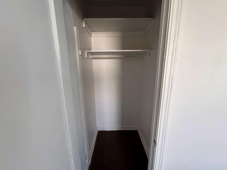 2515 Avenue E — Photo 9