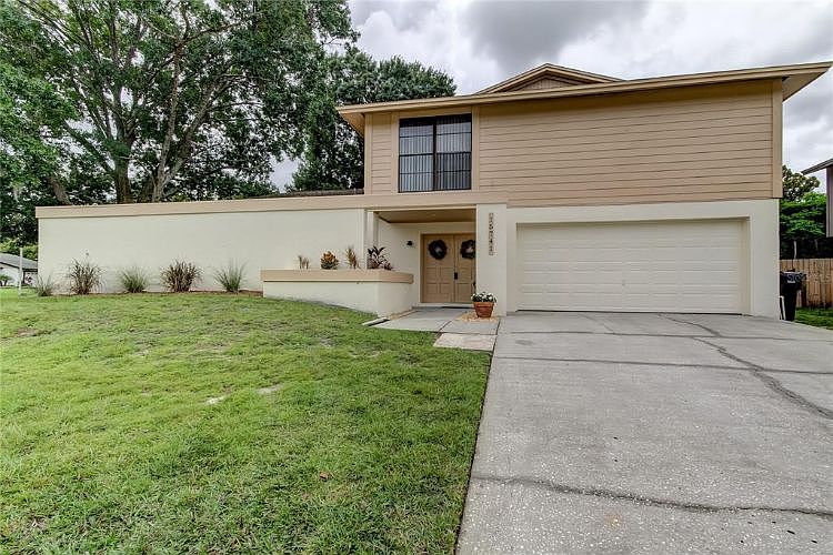 1st image of 15741 Gardenside Ln