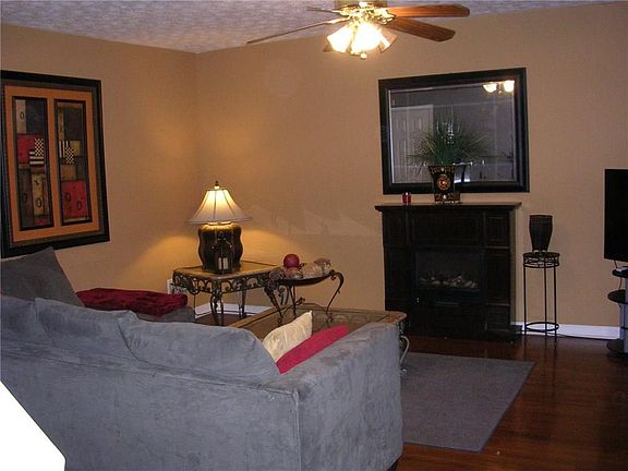 5th image of 5542 Strathmoor Manor Cir #5542