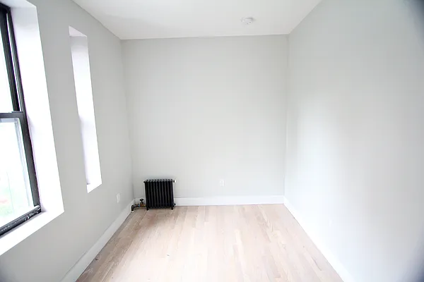 Rented by Compass | media 2