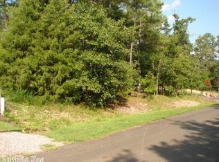 77 Largo Dr, Hot Springs Village, AR 71909