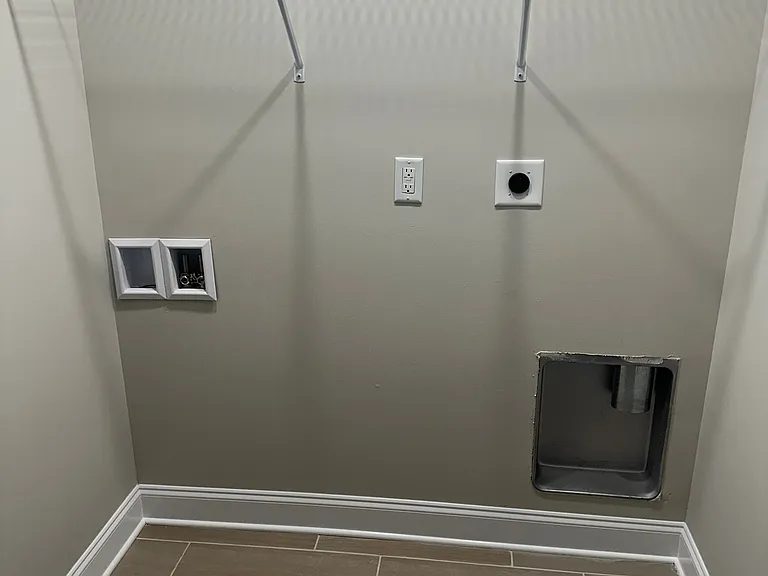 528 Bellingham Dr NE — Photo 14