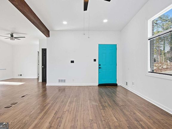 5th image of 1507 Snapfinger Rd