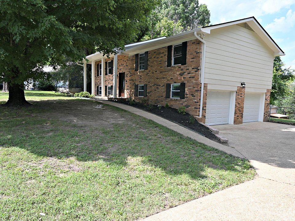 1st image of 1829 Bay Hill Dr