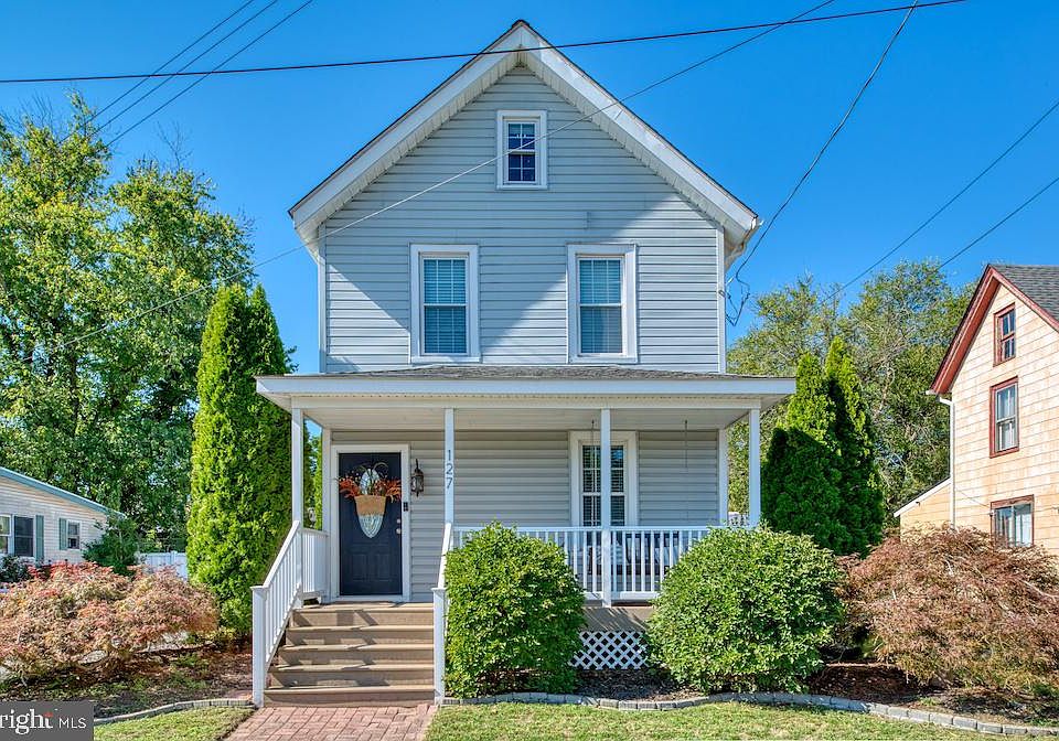 1st image of 127 Elmer St
