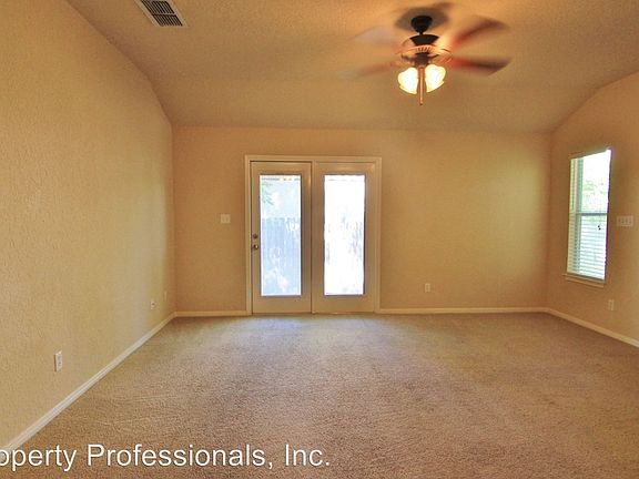 2nd image of 240 Bobolink Dr