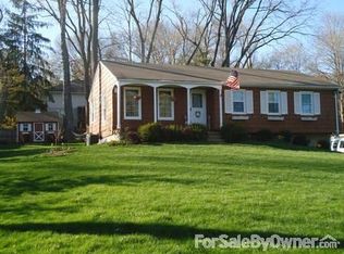 40 Milton Ave, Gillette, NJ 07933