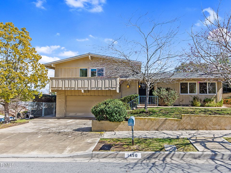 1st image of 1490 Calle Colina