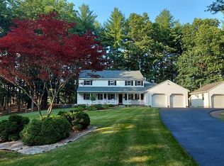 161 Pleasant St, Dunstable, MA 01827