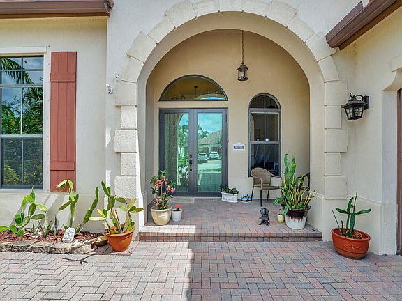 5th image of 6429 Vireo Court