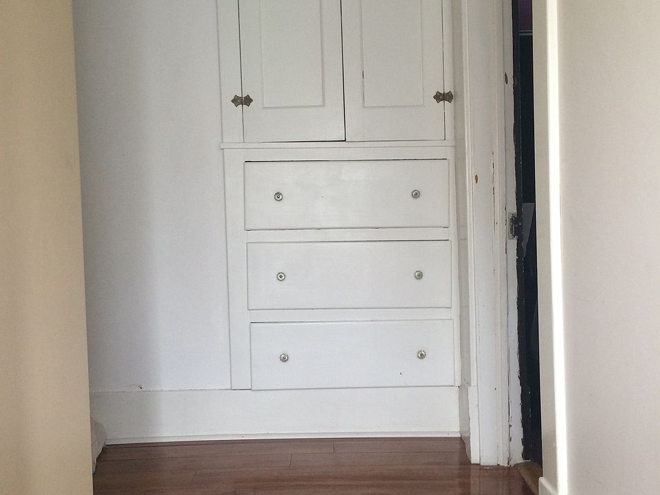 1st image of 146 E Main St