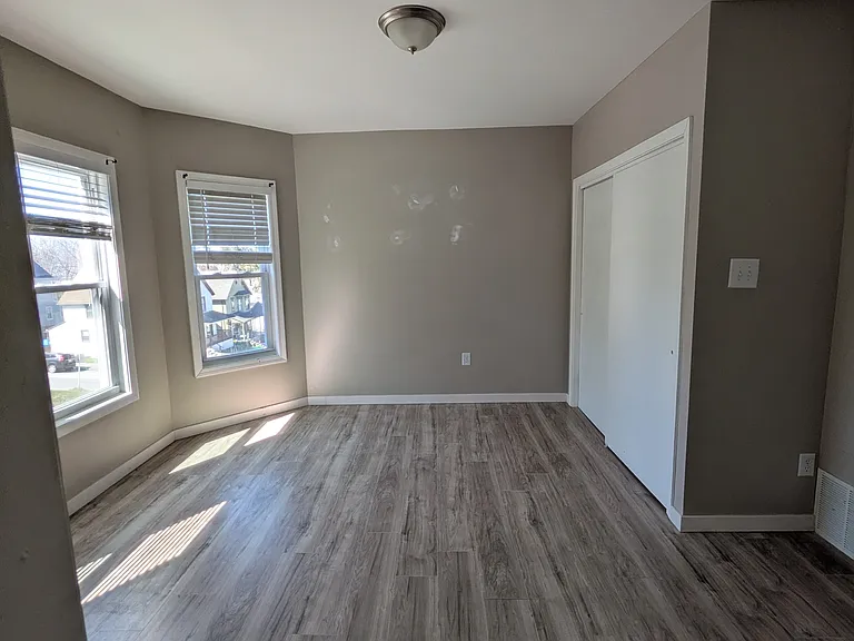 27 McKinley Rd — Photo 5