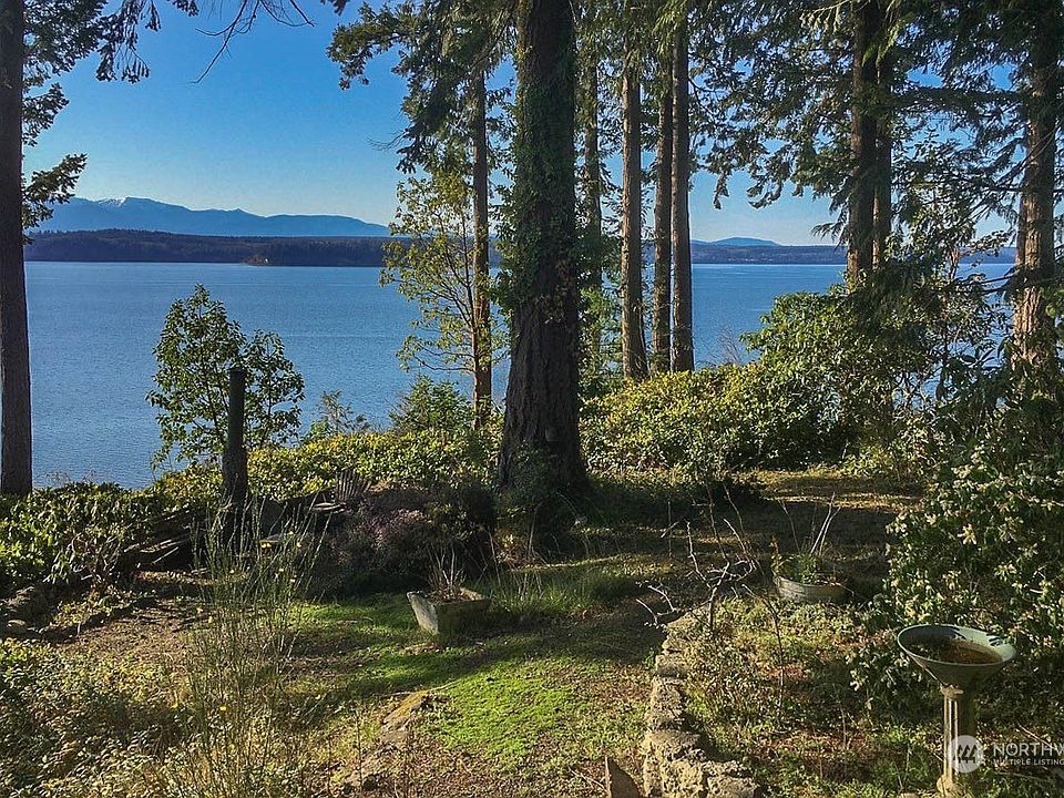 Keep an eye out for Orcas and Bald Eagles!>