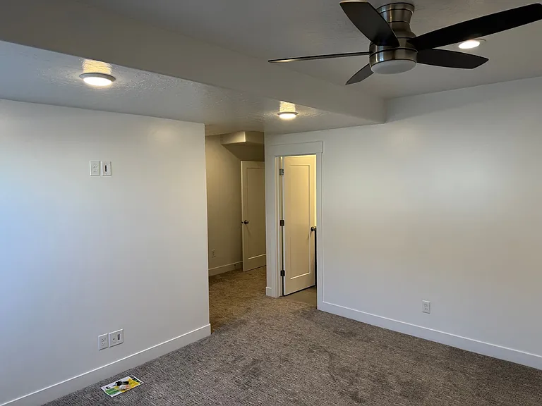 286 W Saddlebrook Dr — Photo 18